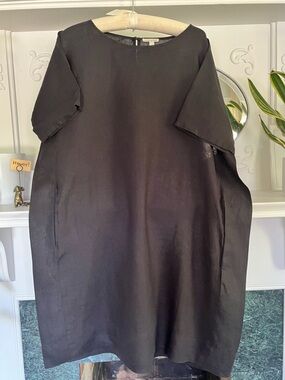 Eileen Fisher Black Simple Shift Dress